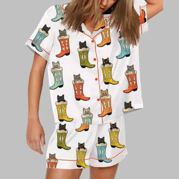 Cute Cat Boots Pajama Set 1